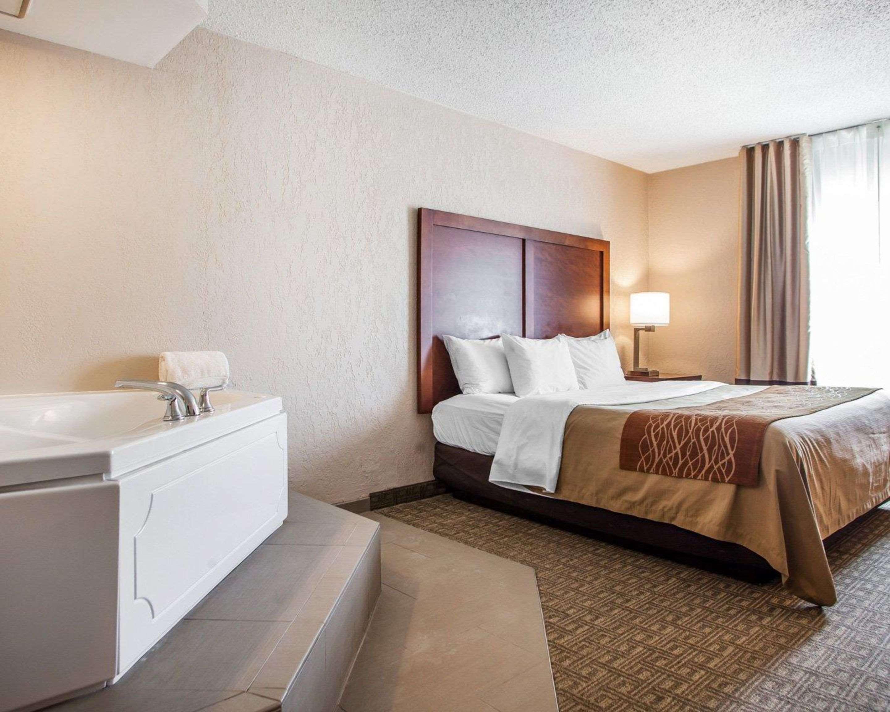 Comfort Inn St Louis - Westport Event Center Мериленд Хайтс Екстериор снимка
