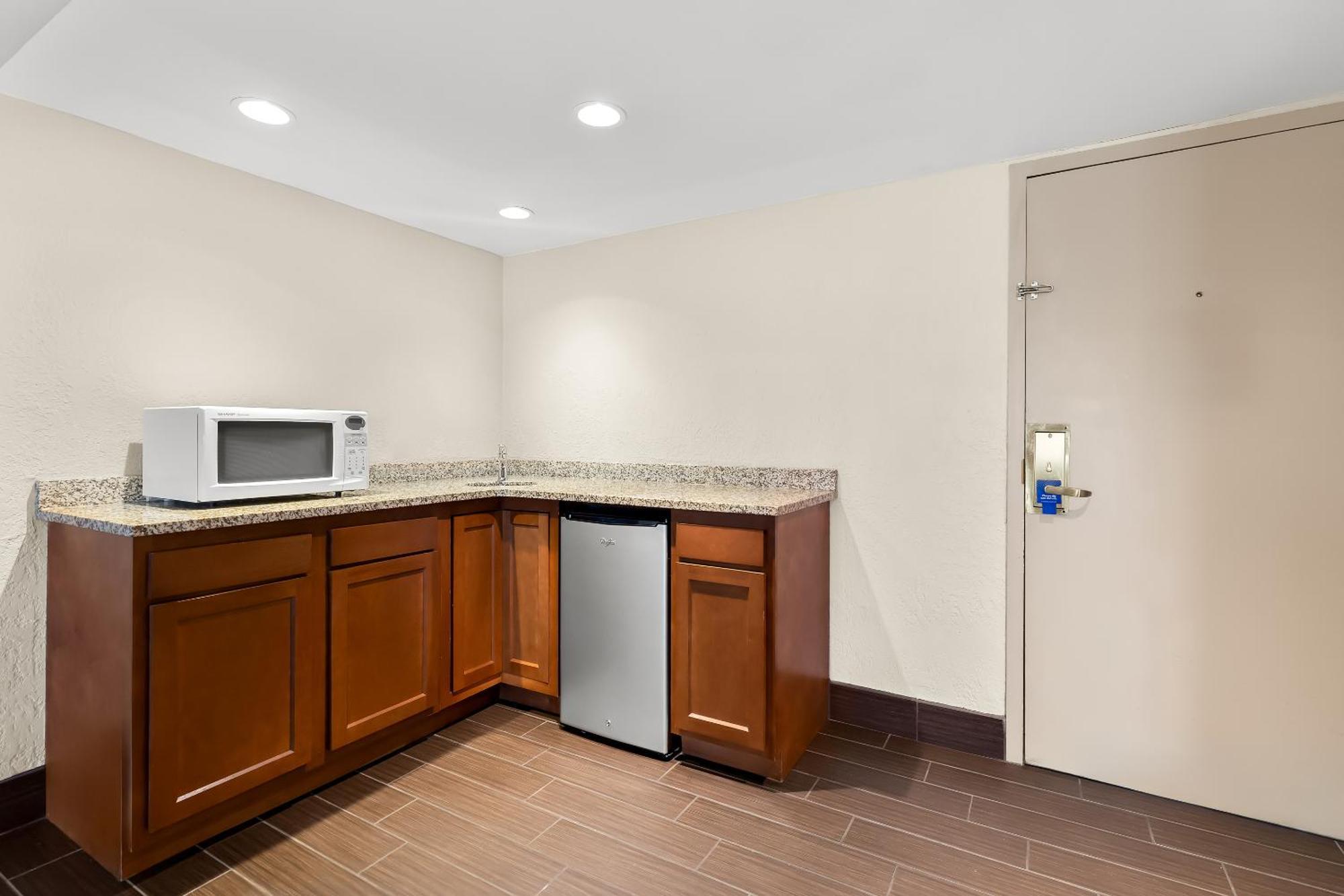 Comfort Inn St Louis - Westport Event Center Мериленд Хайтс Екстериор снимка
