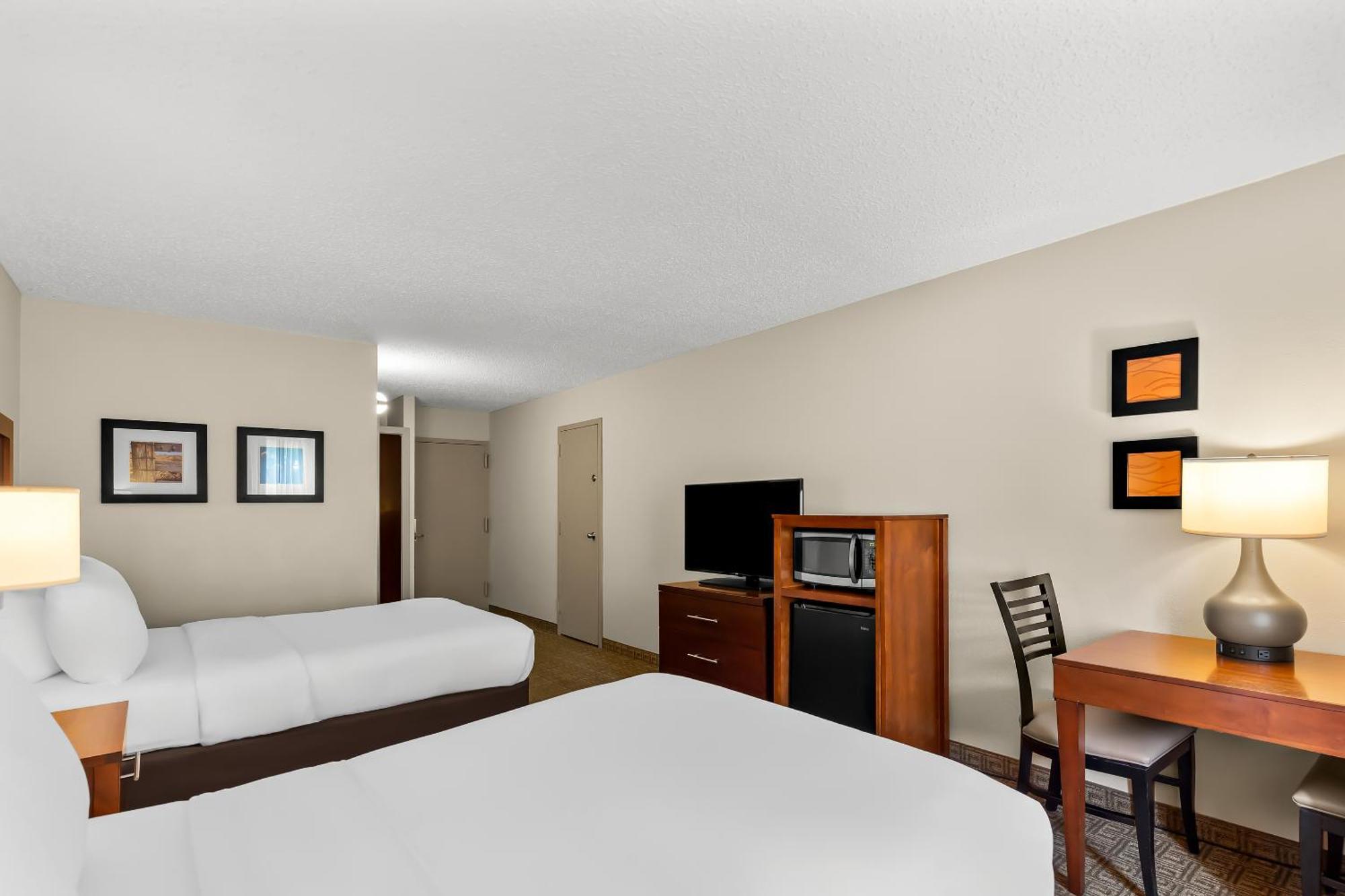 Comfort Inn St Louis - Westport Event Center Мериленд Хайтс Екстериор снимка
